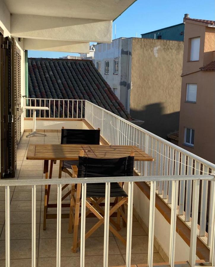 L' EscalaPort De'N Perris公寓 外观 照片